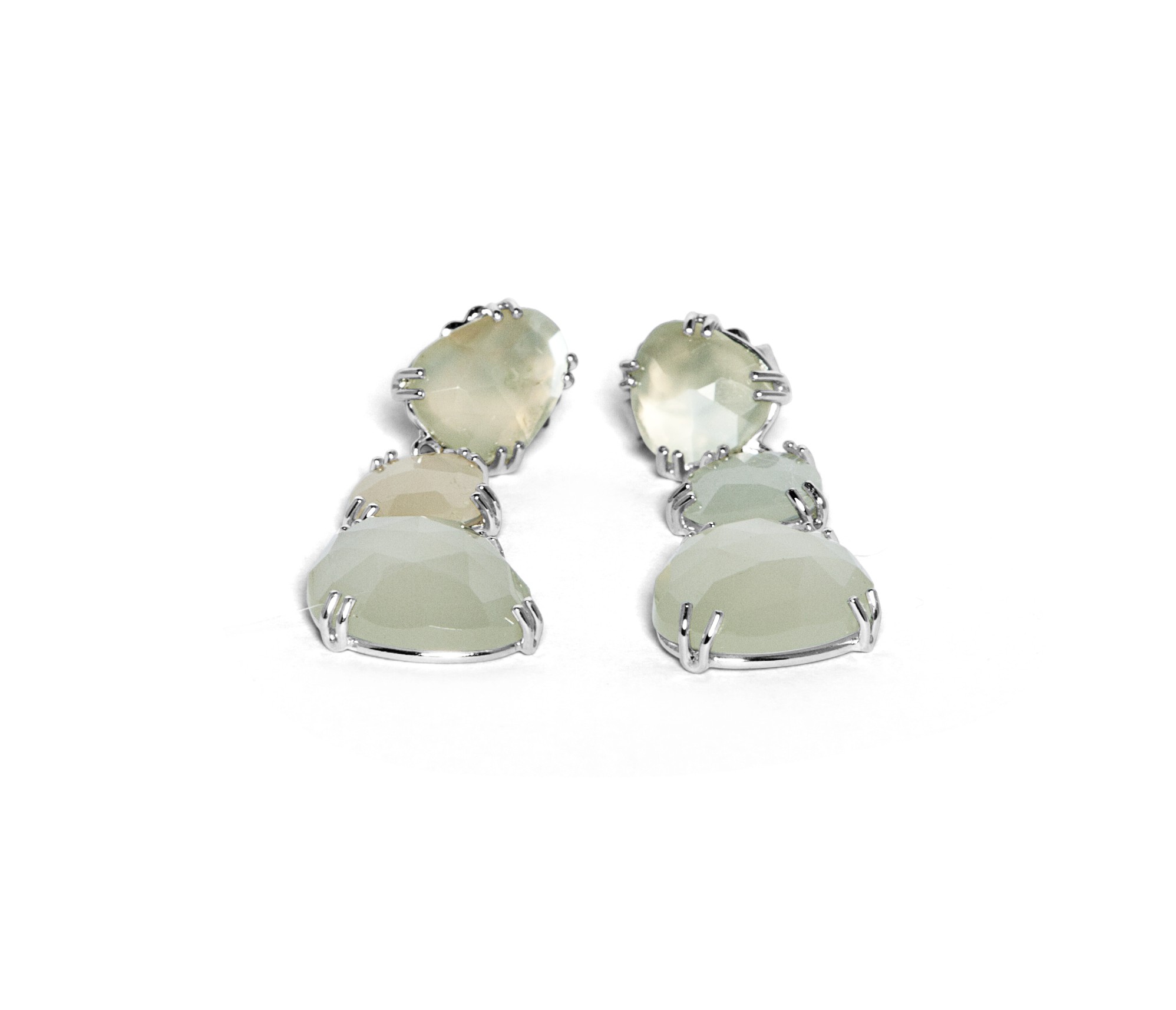 Silver Earrings with moonstone